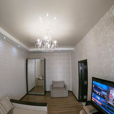 Апартаменти На Марсельській 35, Увага! Завжди Є Wifi, Вода, Ліфт Odessa Luaran gambar