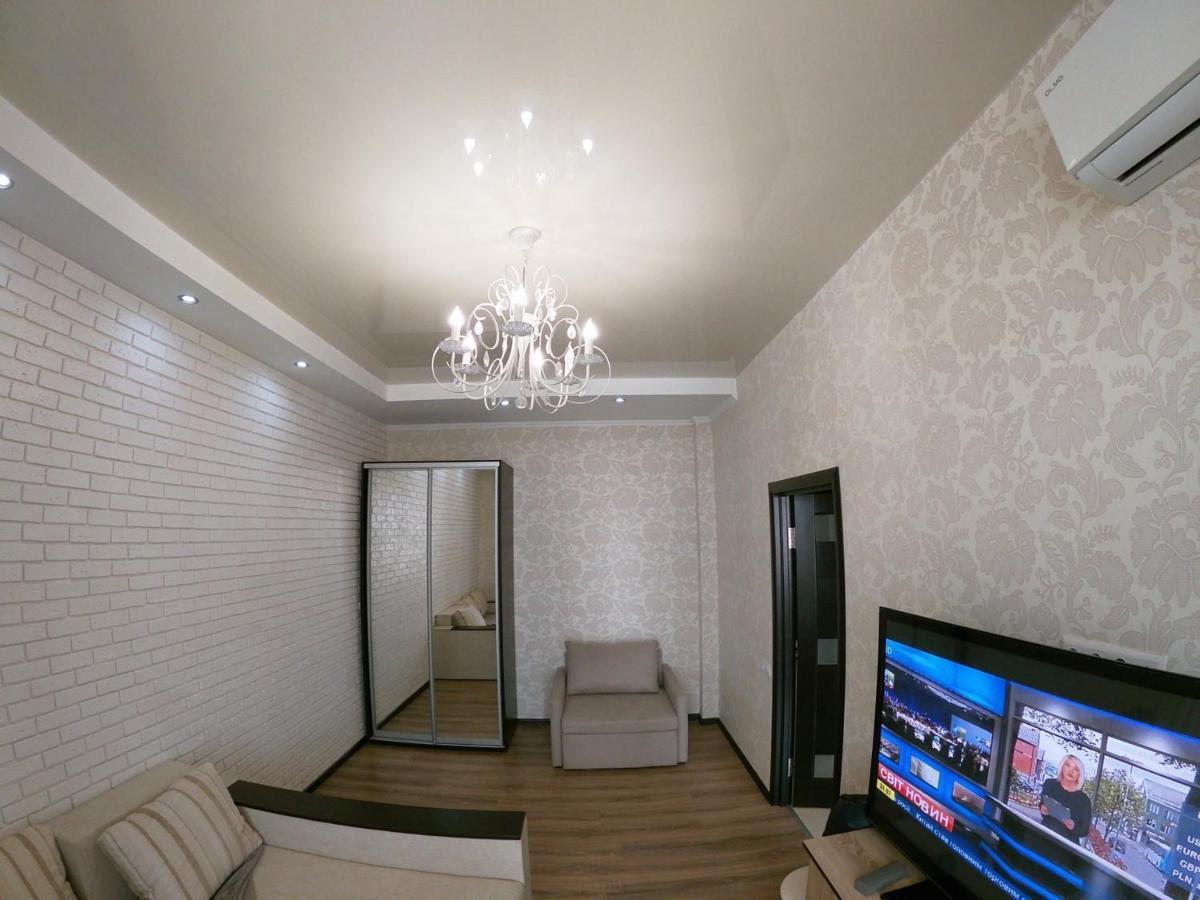 Апартаменти На Марсельській 35, Увага! Завжди Є Wifi, Вода, Ліфт Odessa Luaran gambar